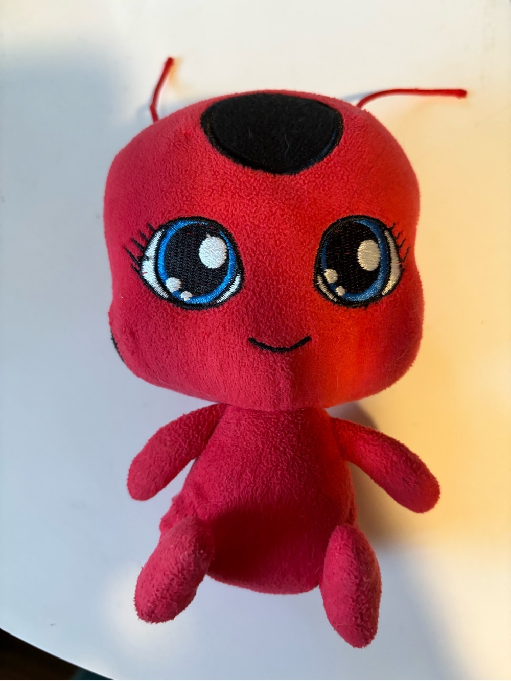 Cute Red Plush Ladybug Stuffed Animal for Kids - Adorable Soft Toy